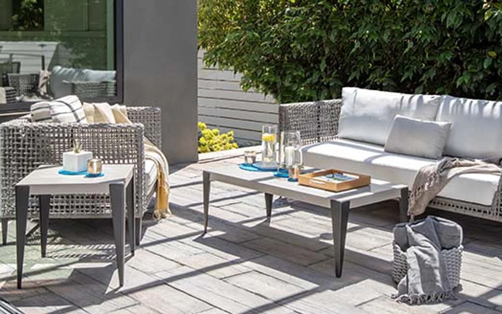 Ratana Genval living collection on a covered patio