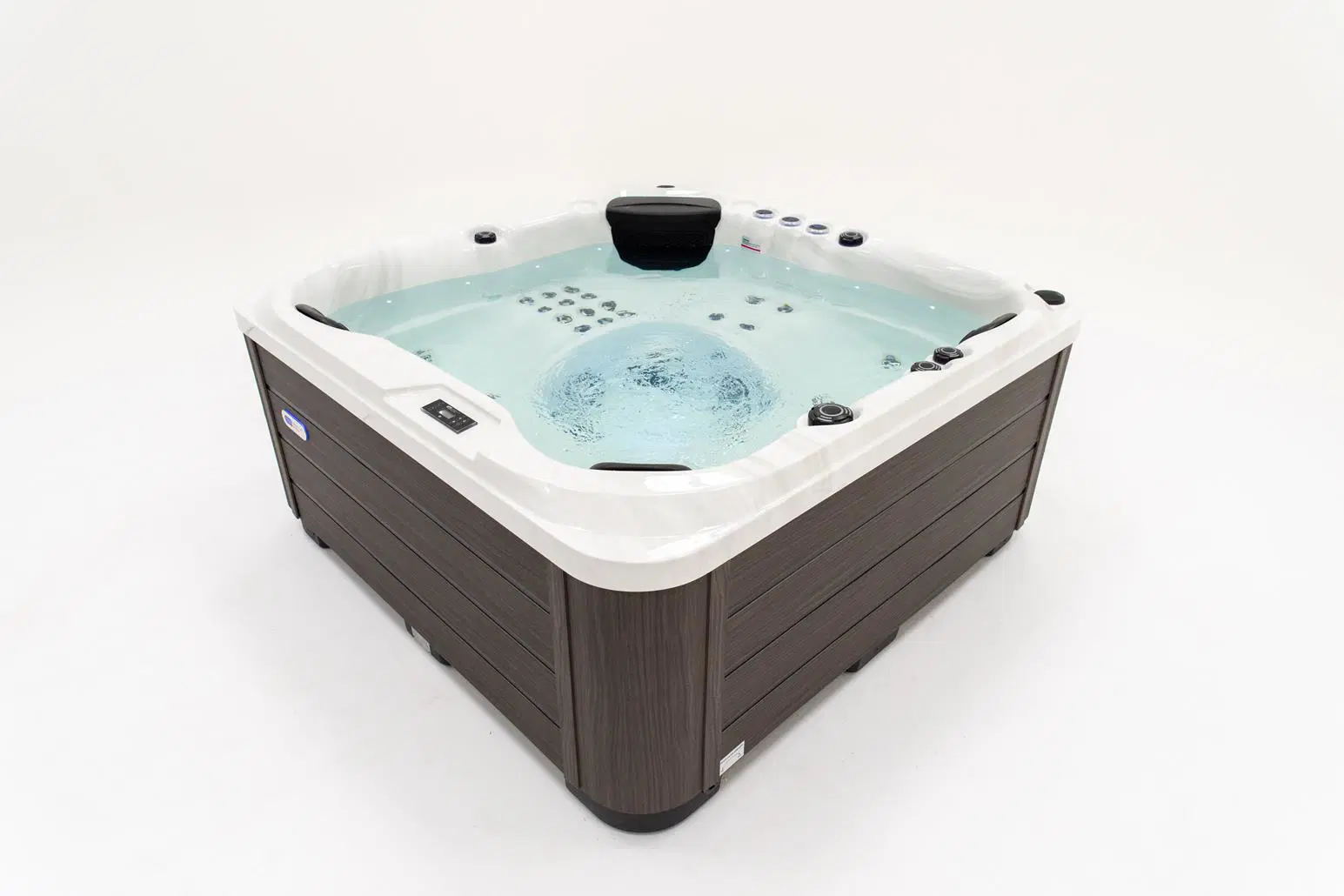 Happy Hot Tub - Platinum Spas - Image 5